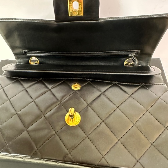 💎✨Authentic 💎✨Chanel Double flap Classic - Picture 13 of 15
